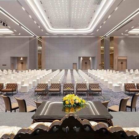Asawin Grand Convention Hotel Бангкок Екстер'єр фото